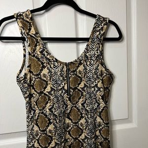 Snakeprint crop top